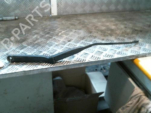 Used Front windshield wiper arm BMW 3 Compact (E36) 318 tds (90 hp) 30572492