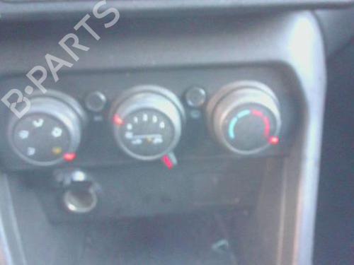 Commande Chauffage DACIA SANDERO III 1.0 TCe 90 (91 hp) 29147503