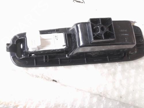 Right rear window switch PEUGEOT 208 II (UB_, UP_, UW_, UJ_) e-208 | BP30127325I28 