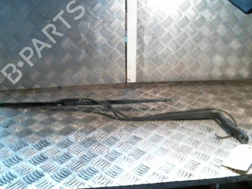 Used Front windshield wiper arm RENAULT MASTER II Van (FD) 2.8 dTI (114 hp) 20989003