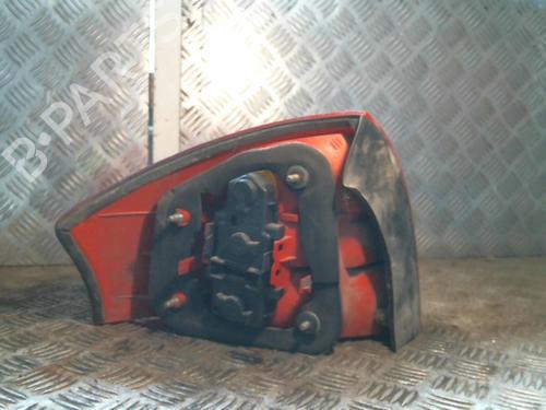right-taillight-audi-a6-c5-4b2-25-tdi-4b5945096-1997-1998-1999-2000-2001-2002-2003-2004-2005-20997054 main image