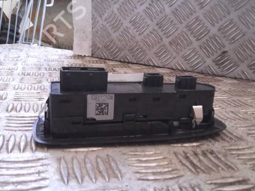 Switch PEUGEOT 2008 I (CU_) 1.2 THP 110 / PureTech 110 | BP25768345I30 