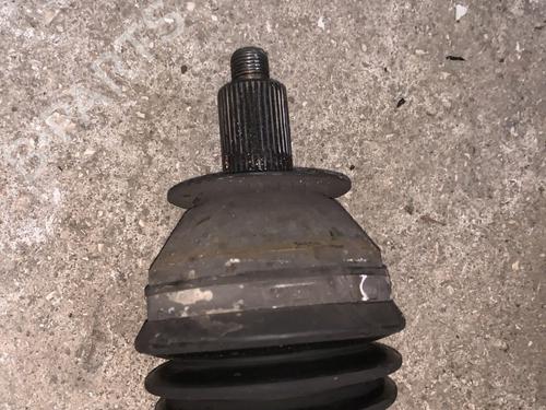 Used Right front driveshaft Right front driveshaft 30600386 30600386