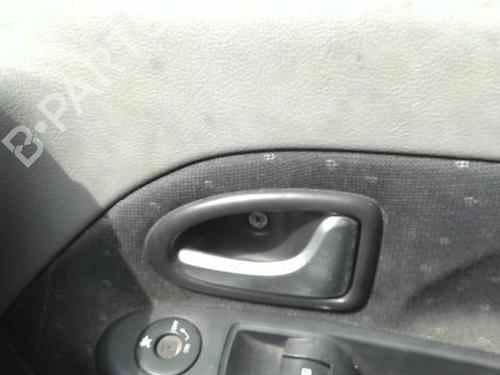 Used Front right interior door handle Front right interior door handle RENAULT CLIO II (BB_, CB_) 1.5 dCi (B/CB07) (65 hp) 26615118 26615118