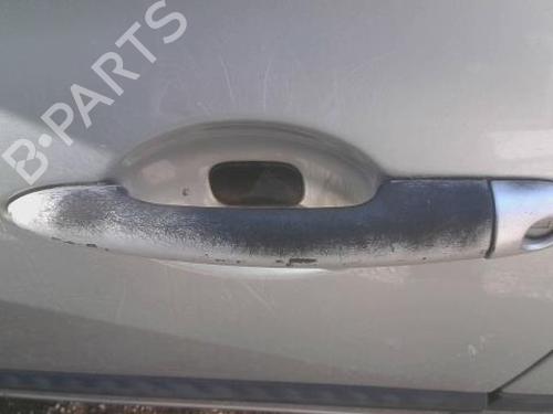 Used Front left exterior door handle Front left exterior door handle RENAULT CLIO III (BR0/1, CR0/1) 1.5 dCi (BR17, CR17) (86 hp) 33118608 33118608