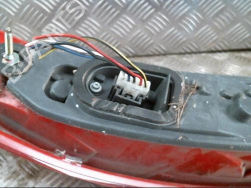 Used Left taillight Left taillight FIAT PUNTO (188_) 1.9 DS 60 (188.031, .051, .231, .251) (60 hp) 21000742 21000742