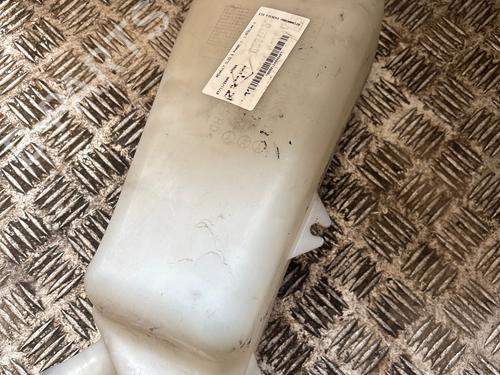 windscreen-washer-tank-renault-clio-iii-br01-cr01-2005-2006-2007-2008-2009-2010-2011-2012-2013-2014-34184564 main image