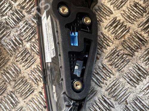 Left tailgate light SKODA OCTAVIA IV (NX3, NN3, PV3) 1.5 TSi | BP37748157C79 - Image 2