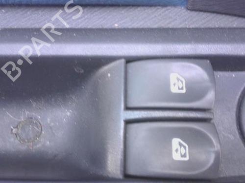 Used Switch Switch RENAULT TWINGO II (CN0_) 1.2 TCe 100 (CN0P) (102 hp) 34393998 34393998