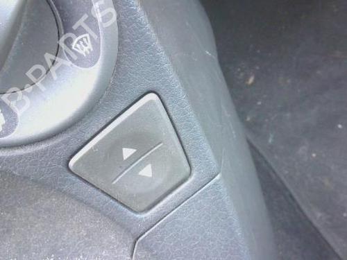 right-front-window-switch-fiat-panda-169_-2003-34219475 main image