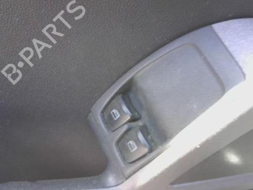 Used Left front window switch Left front window switch SMART FORTWO Coupe (453) 1.0 (453.341) (60 hp) 33650472 33650472