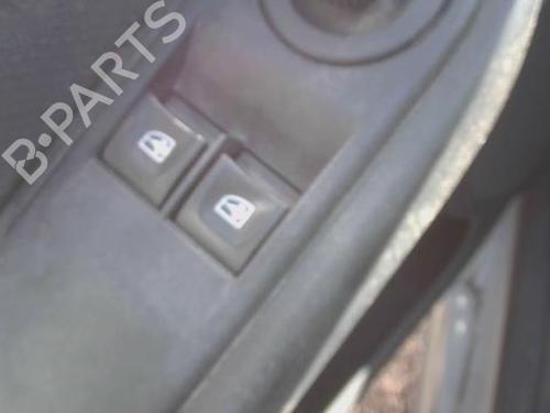 Used Switch RENAULT CLIO IV (BH_) 1.5 dCi 75 (75 hp) 28427079