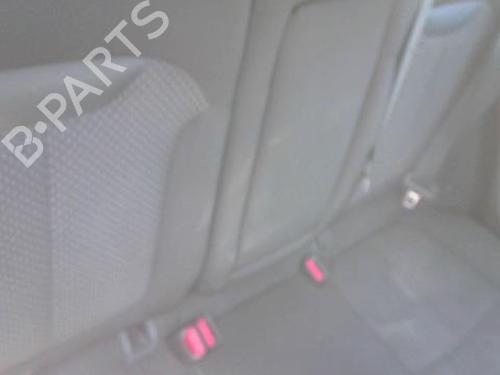 Banco traseiro Banco traseiro RENAULT KADJAR (HA_, HL_) 1.5 BLUE dCi 115 (HLA6) (116 hp) 36651961 36651961