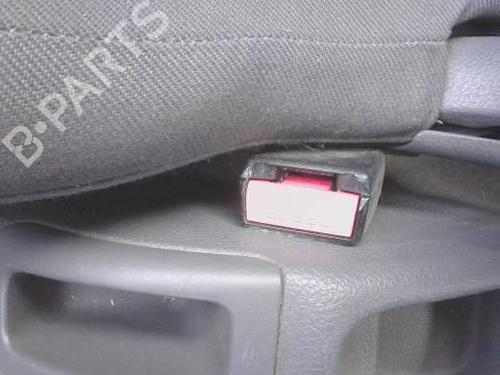 Used Seat buckle PEUGEOT 206 Hatchback (2A/C) 1.4 i (75 hp) 32108572
