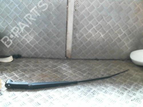 Used Front windshield wiper arm CITROËN C4 Picasso I MPV (UD_) 1.6 HDi (109 hp) 20986981