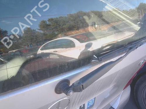 Used Rear windshield wiper arm Rear windshield wiper arm 39136581 39136581