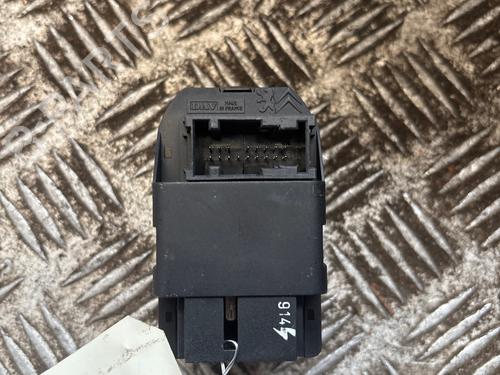 Used Switch Switch 37637743 37637743