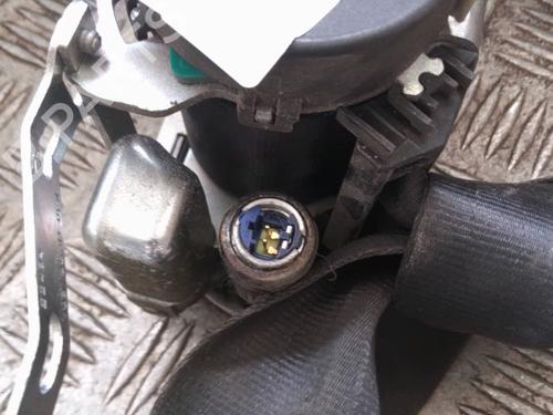 Høyre foran beltestrammer VW POLO IV (9N_, 9A_) 1.4 TDI | BP28422410C88