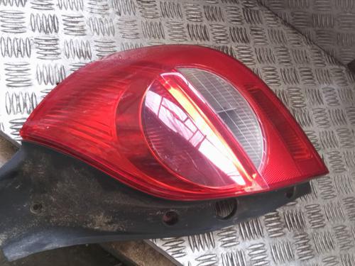Used Right taillight RENAULT CLIO III (BR0/1, CR0/1) 1.5 dCi (BR17, CR17) (86 hp) 25304927