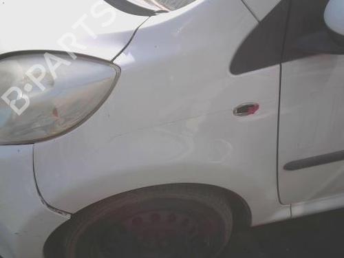 left-front-fenders-citroen-c1-pm_-pn_-2005-2006-2007-2008-2009-2010-2011-2012-2013-2014-34167645 main image