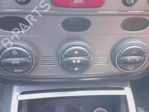 Used Climate control Climate control ALFA ROMEO GT (937_) 1.9 JTD (937CXN1B) (150 hp) 34479608 34479608