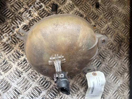 expansion-tank-fiat-stilo-192_-2001-2002-2003-2004-2005-2006-2007-2008-2009-2010-34479556 main image