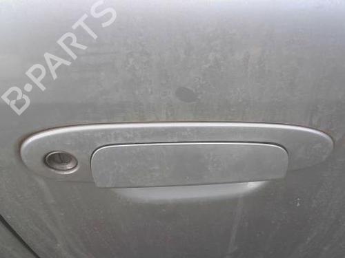 front-right-exterior-door-handle-toyota-yaris-_p1_-1999-2000-2001-2002-2003-2004-2005-39473675 main image