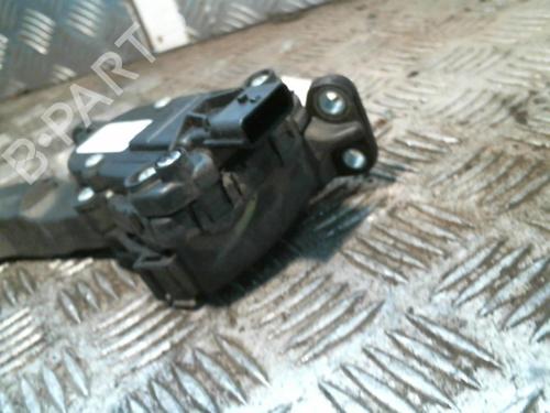 electronic-module-renault-twingo-ii-cn0_-2007-33437428 main image