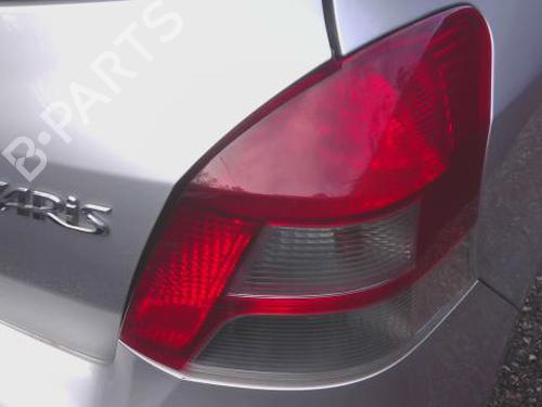 Used Right taillight TOYOTA YARIS (_P9_) 1.33 VVT-i (NSP90_, NSP90R) (100 hp) 32142333