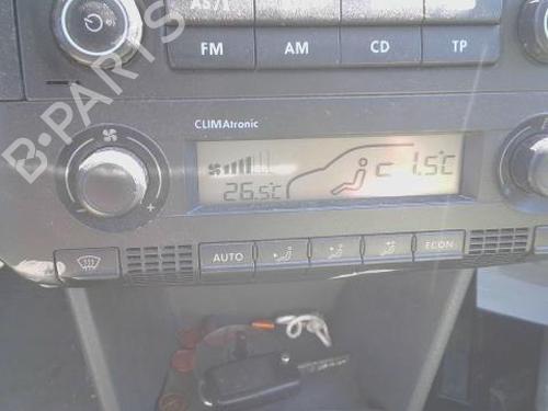 AC-Styringsenhed/Manøvreenhed VW POLO IV (9N_, 9A_) 1.9 TDI (101 hp) 28427178