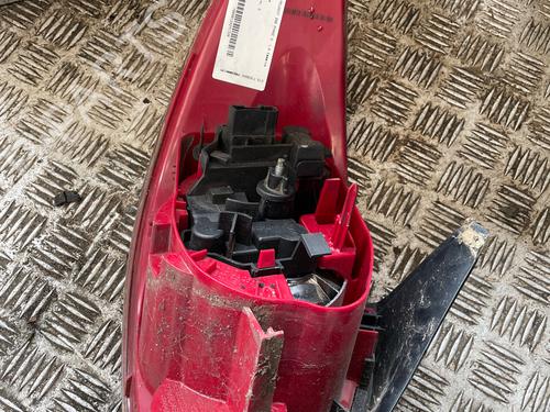 Used Right taillight Right taillight PEUGEOT 206 Hatchback (2A/C) [1998-2012] 33966958 33966958
