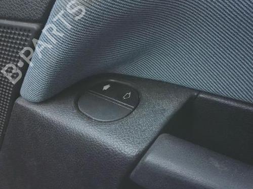 Used Right front window switch FORD FIESTA V (JH_, JD_) 1.4 TDCi (68 hp) 27927303