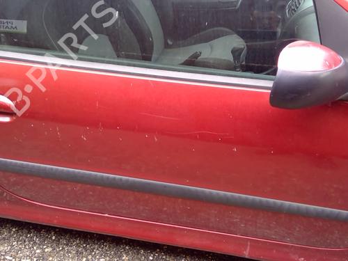 Used Right front door PEUGEOT 206 Hatchback (2A/C) 1.4 HDi eco 70 (68 hp) 26141122