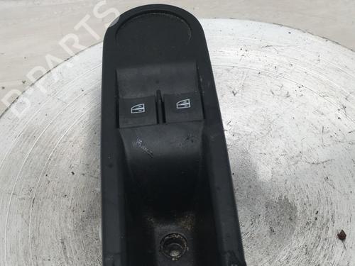 Used Switch Switch RENAULT TWINGO III (BCM_, BCA_) 1.0 SCe 70 (BCMB) (69 hp) 31170637 31170637