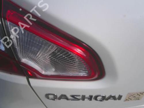 Feu de coffre gauche NISSAN QASHQAI I (J10, NJ10) 1.5 dCi (110 hp) 33015689