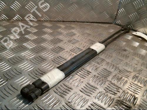 Used Tailgate lift support OPEL CORSA B (S93) 1.5 TD (F08, F68, M68) (67 hp) 22035578