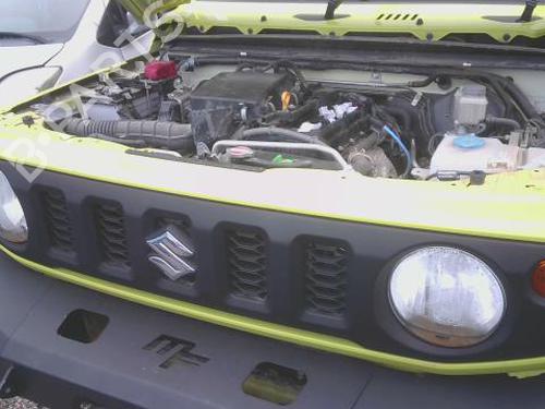 Grelha SUZUKI JIMNY Closed Off-Road Vehicle (A6G) 1.5 AllGrip (JB74W, JB74V, A6G415) (102 hp) 32142270