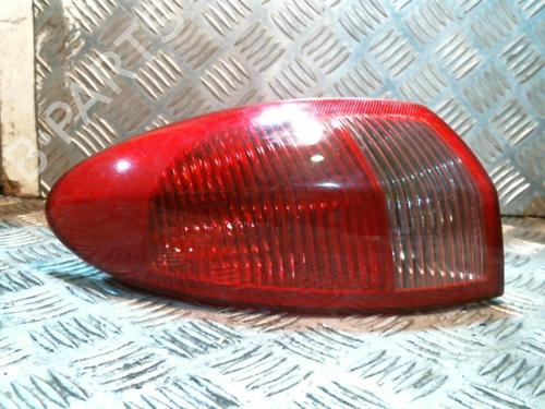 Used Right taillight ALFA ROMEO 147 (937_) 1.9 JTDM 16V (937.AXN1B, 937.BXN1B) (150 hp) 20998271