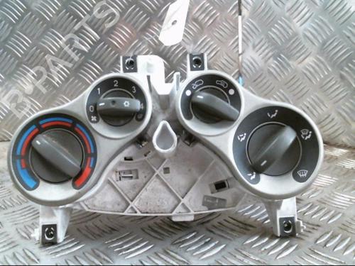 Used Climate control FIAT PANDA (169_) 1.2 (169.AXB11, 169.AXB1A) (60 hp) 20999170