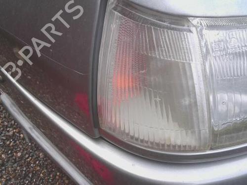 Clignotant avant droit RENAULT CLIO I (B/C57_, 5/357_) 1.4 (80 hp) 32984932