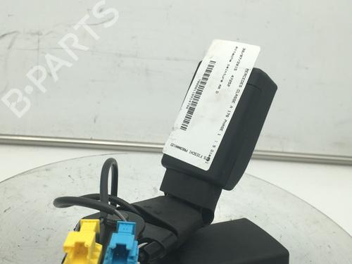 Used Seat buckle MERCEDES-BENZ A-CLASS (W176) A 180 CDI / d (176.012) (109 hp) 31330131