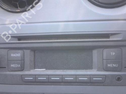 Used Radio SEAT IBIZA IV (6J5, 6P1) 1.2 TDI (75 hp) 28692142