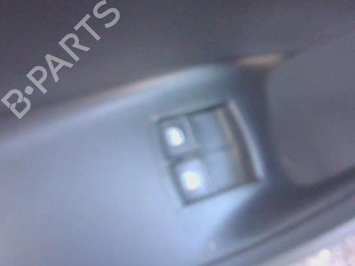 BP29889132I30 main image