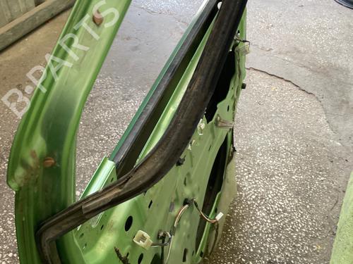 Used Right front door Right front door SUZUKI SPLASH (EX) 1.3 CDTI (A5B413D) (75 hp) 22038310 22038310