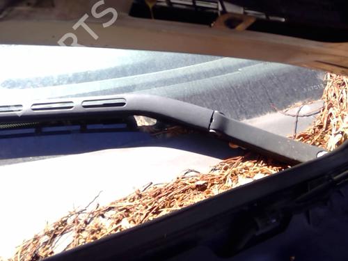Used Front windshield wiper arm MERCEDES-BENZ C-CLASS Coupe (CL203) C 220 CDI (203.708) (150 hp) 26210631