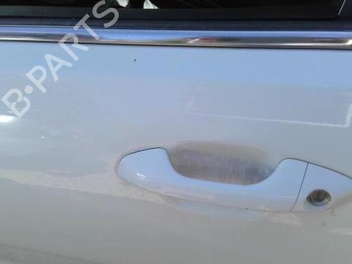Used Front left exterior door handle KIA RIO IV (YB, SC, FB) 1.25 (84 hp) 27359335