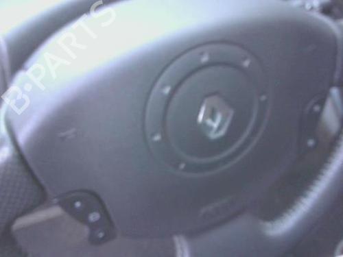 Used Driver airbag RENAULT SCÉNIC II (JM0/1_) 1.6 (JM0C, JM0J, JM1B) (113 hp) 31802234