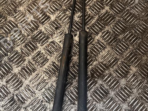 tailgate-lift-support-vw-golf-v-1k1-2003-2004-2005-2006-2007-2008-2009-2010-37181339 main image