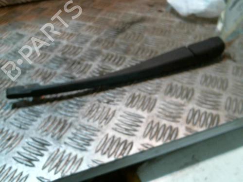 Used Rear windshield wiper arm CITROËN SAXO (S0, S1) 1.4 VTS (75 hp) 20990858