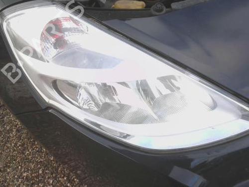 Used Right headlight RENAULT CLIO III (BR0/1, CR0/1) 1.2 16V (BR02, BR0J, BR11, CR02, CR0J, CR11) (75 hp) 32982064